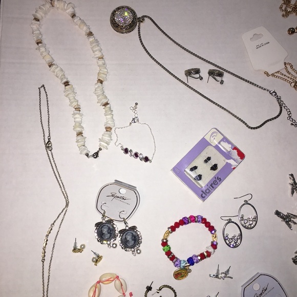 Jewelry mystery box - Picture 7 of 8